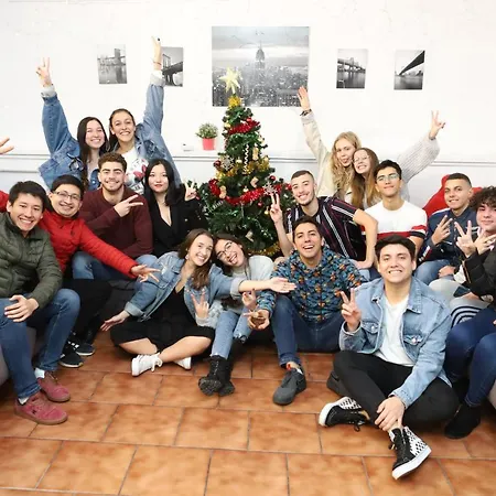 Residencia Universitaria Alboran Apartamento *